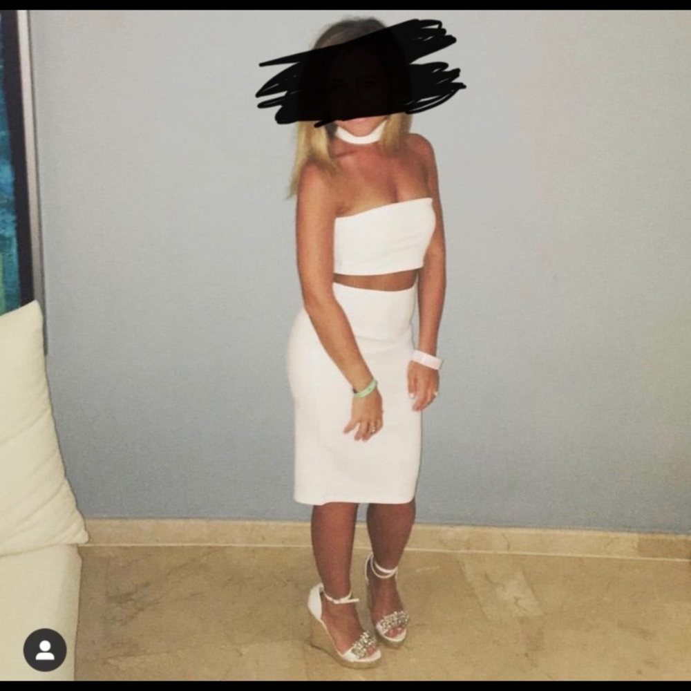White cut out choker midi dress! Worn once!